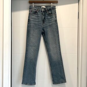 Like new Zara TRF Stove Pipe Tiro Size 4